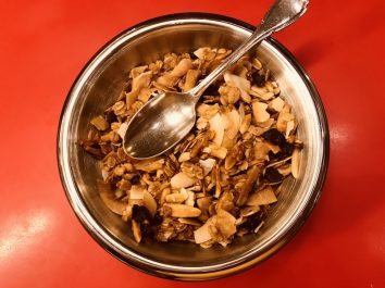 muesli plato de muesli casero